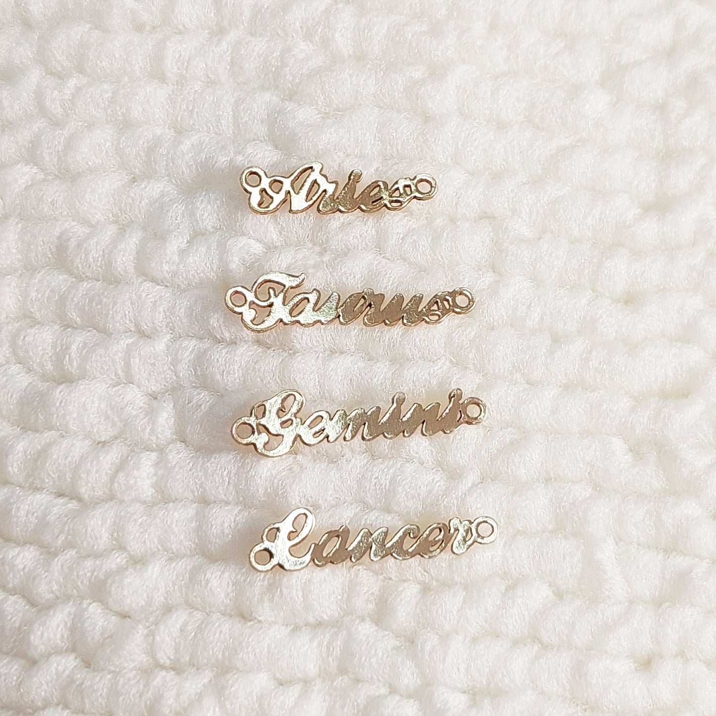 ZO01-ZO12 Horoscopes Zodiac Connector With 2 Rings 20ga