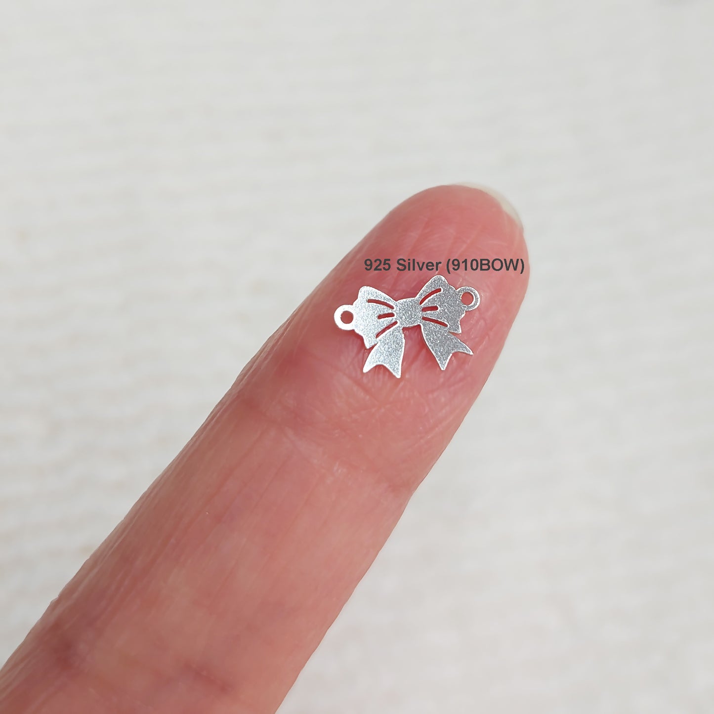 GF10BOW 6.8 x 10.6mm Gift Bow Connector 24ga