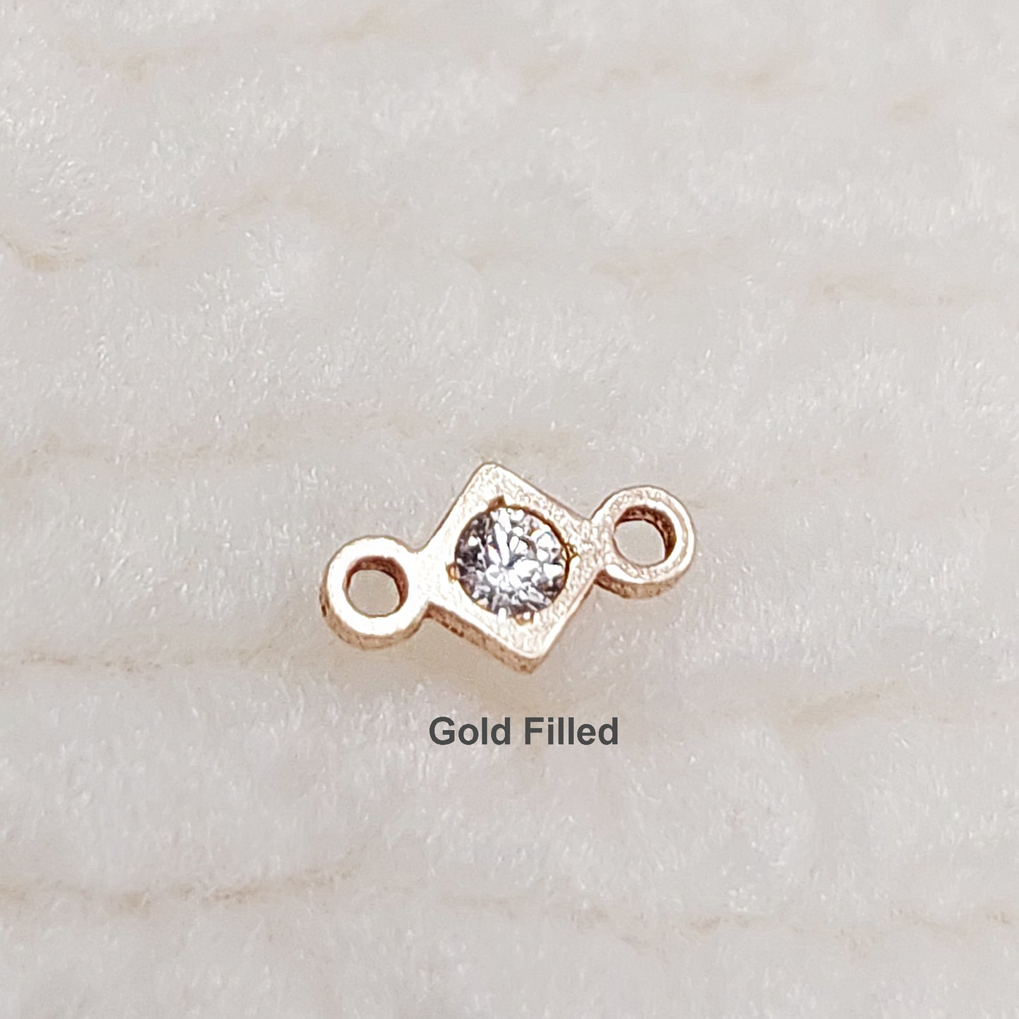 DIA36CZR2 / 9DIA36CZR2 Super Tiny Diamond Shape Connector With CZ 3.3 x 6mm Gold Filled (14KGF)