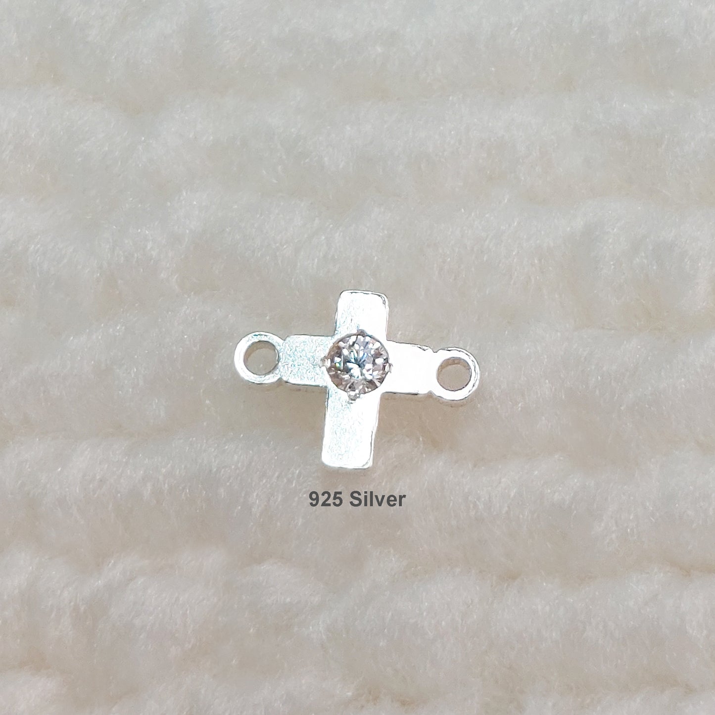 CR75CZ / 9CR75CZ Tiny Cross Connector With CZ 7.2 x 5.3mm