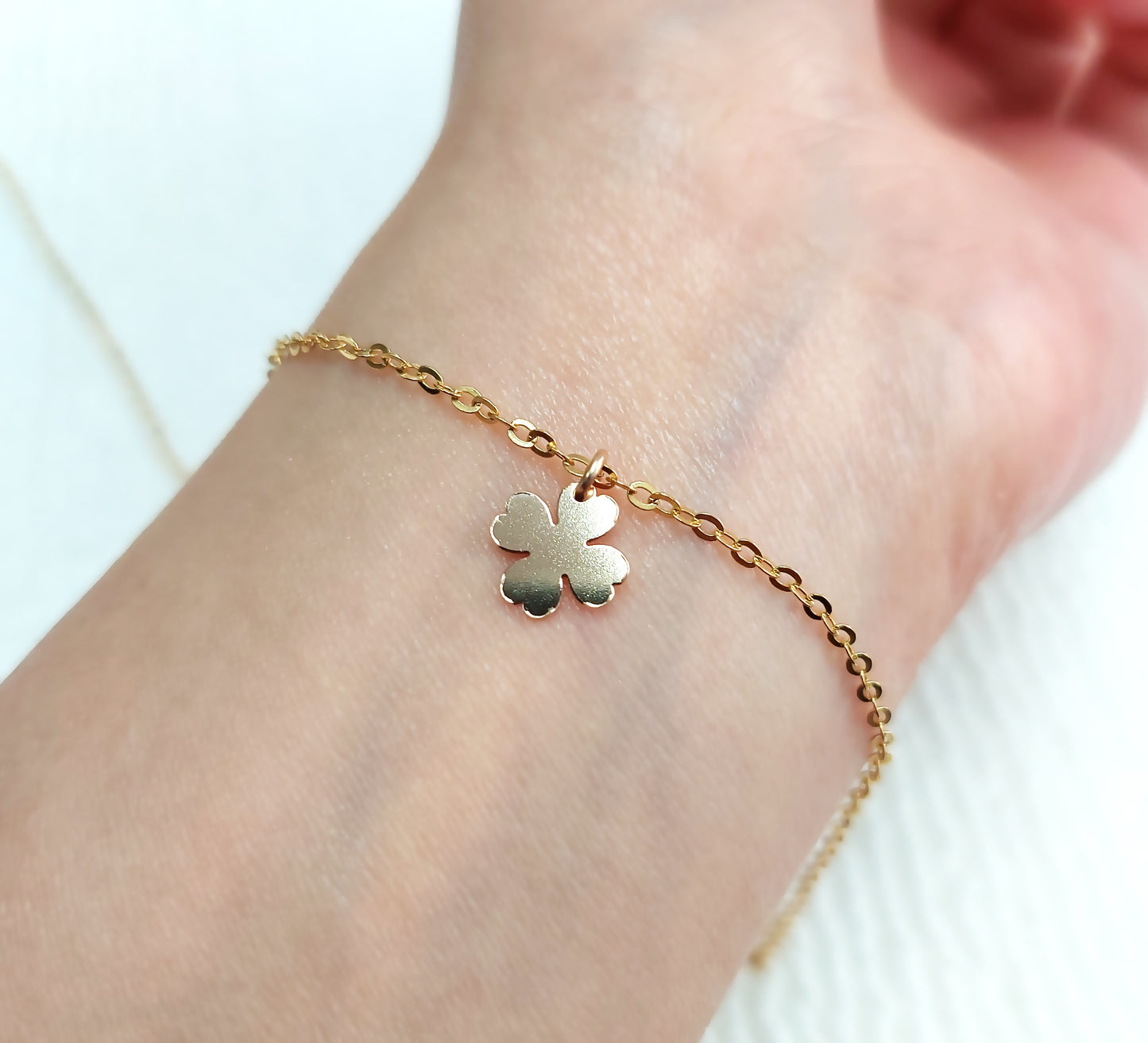 dainty gold filled charm_14KGFCOM