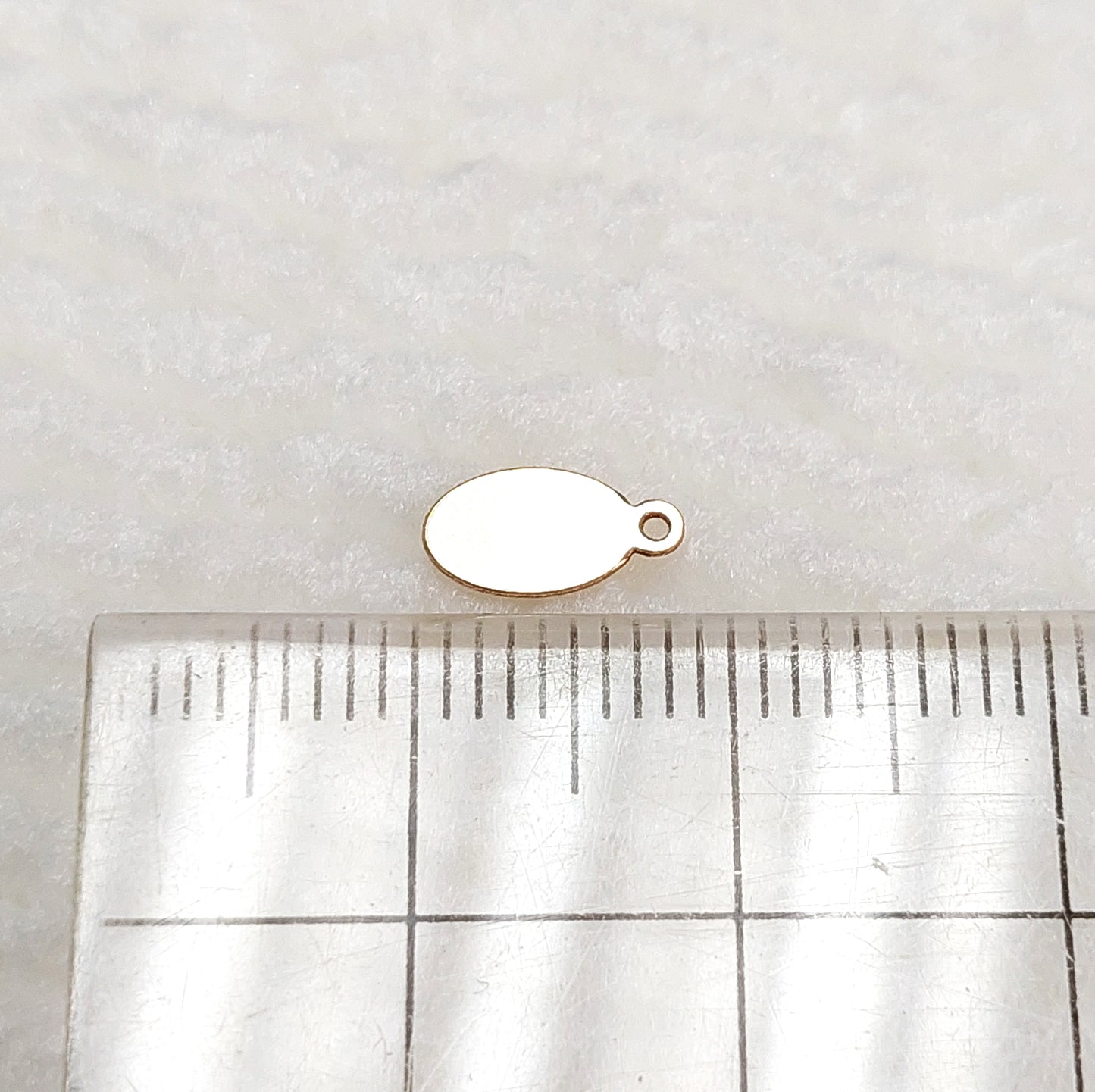 GF8544OV Gold Filled (14KGF) 8.5 x 4.4mm Oval Tag 24ga (No Mark)