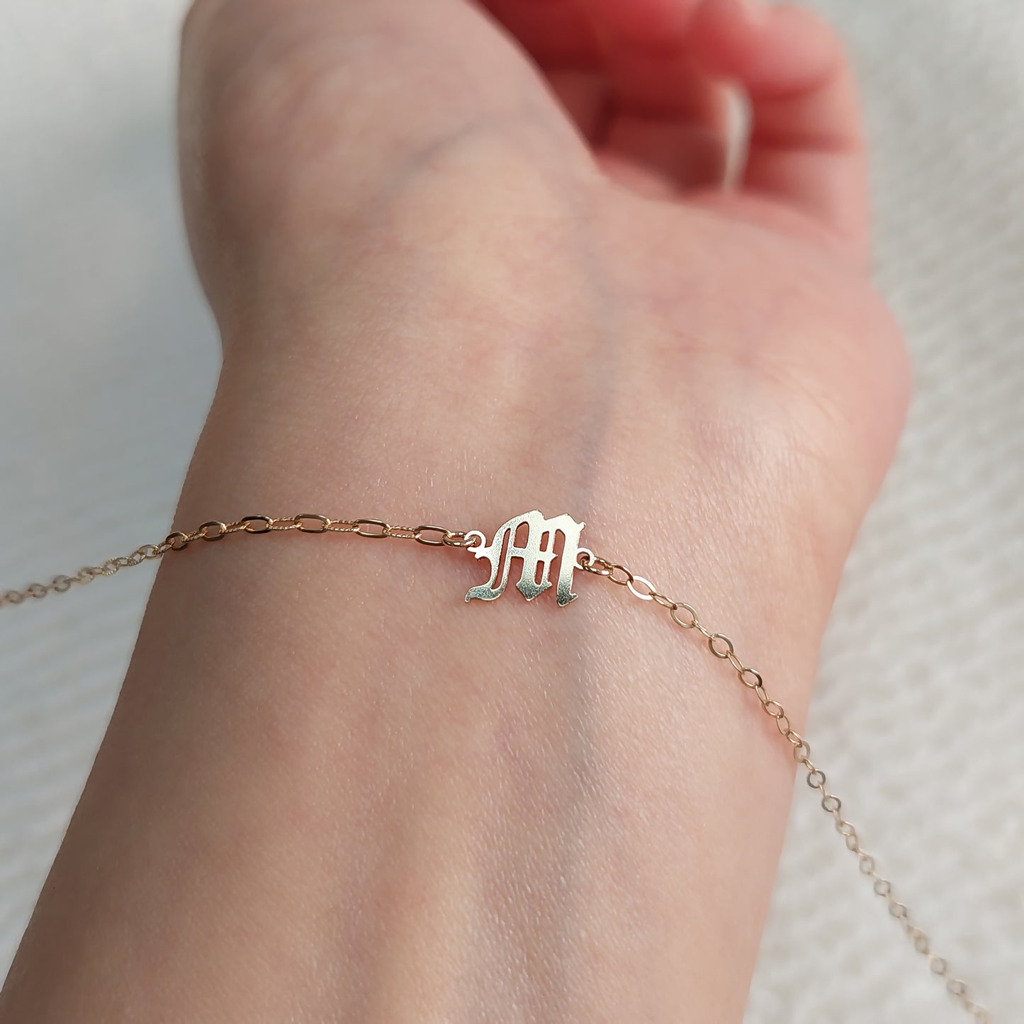 Old England Block Letter (A-Z) Connector Charm with 2 rings 7mm • Gold Filled (14KGF) Jewelry Findings Wholesale • ALPHABET • GFBLOLDR2
