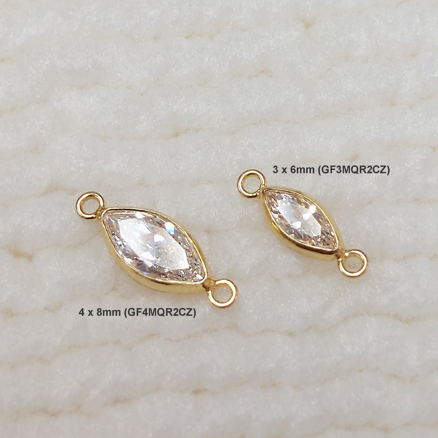 GF4MQR2CZ / 94MQR2CZ 4 x 8mm Marquise Bezel Connector With 2mm Closed Rings