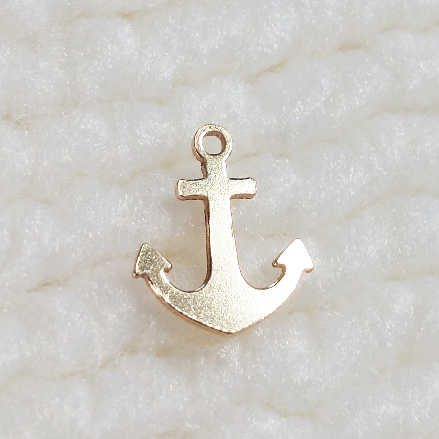 GF79ANR Gold Filled (14KGF) 7.5 x 8.9mm Anchor Charm 24ga