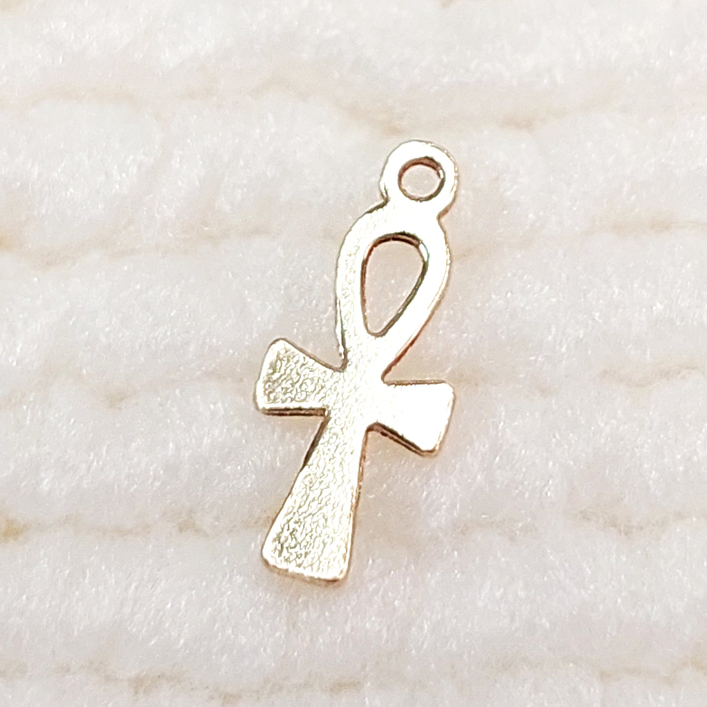 ANKH11 Gold Filled (14KGF) 4.7 x 11.3mm ANKH Cross Charm 24ga