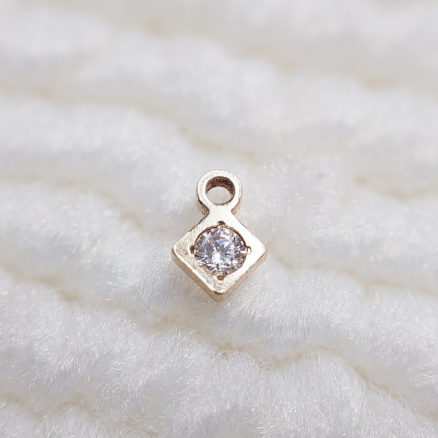 DIA36CZ / 9DIA36CZ Super Tiny Diamond Shape Charm With CZ 3.3 x 4.6mm Gold Filled (14KGF)