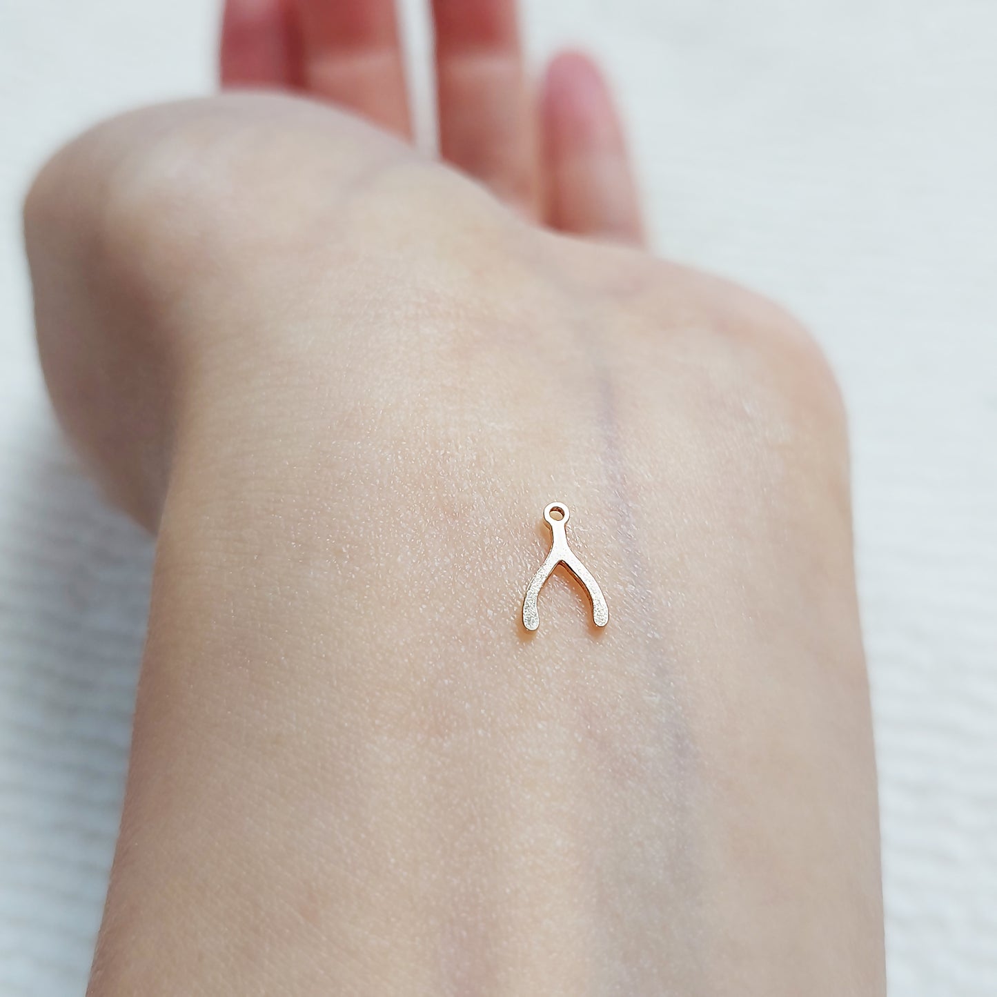 GF5383WB / 95383WB "Wish Bone" Charm 5.3 x 8.3mm 24ga
