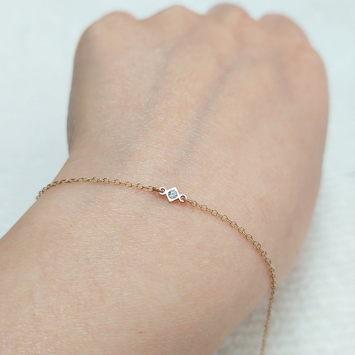 DIA36CZR2 / 9DIA36CZR2 Super Tiny Diamond Shape Connector With CZ 3.3 x 6mm Gold Filled (14KGF)