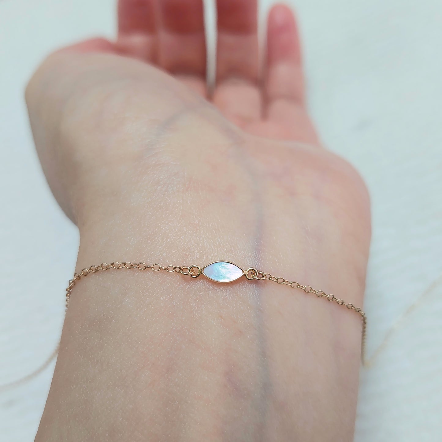 GF3MQR2SH / 93MQR2SH 3 x 6mm Shell Marquise Bezel Connector With 2mm Closed Rings