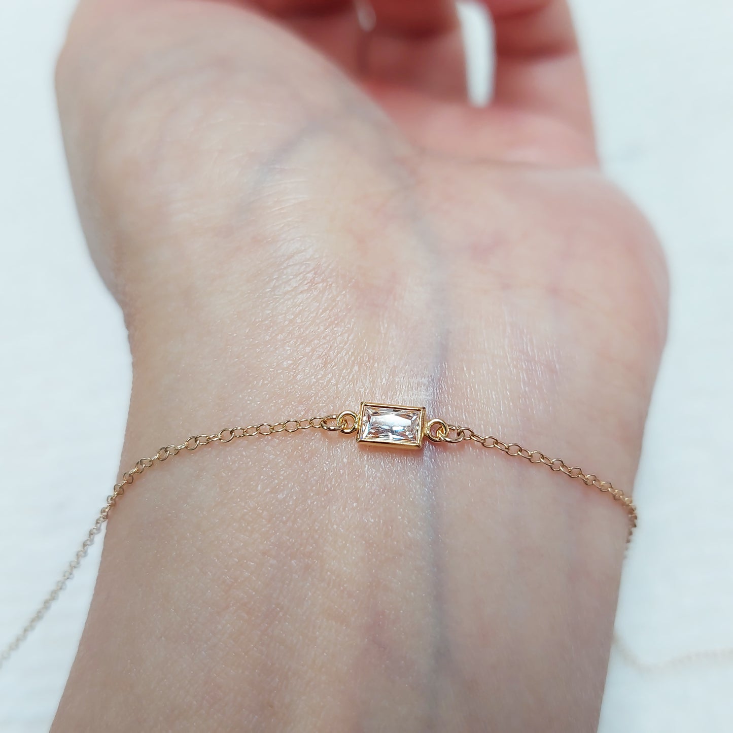 GF35RTR2CZ / 935RTR2CZ 3 x 5 mm Rectangle Bezel Connector With 2mm Closed Rings