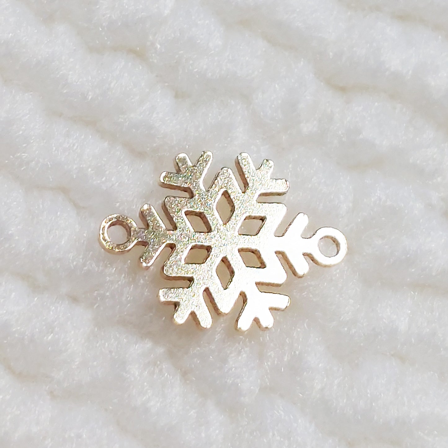 GF1078SF "Snowflake" Connector 24ga 10.6 x 7.8mm