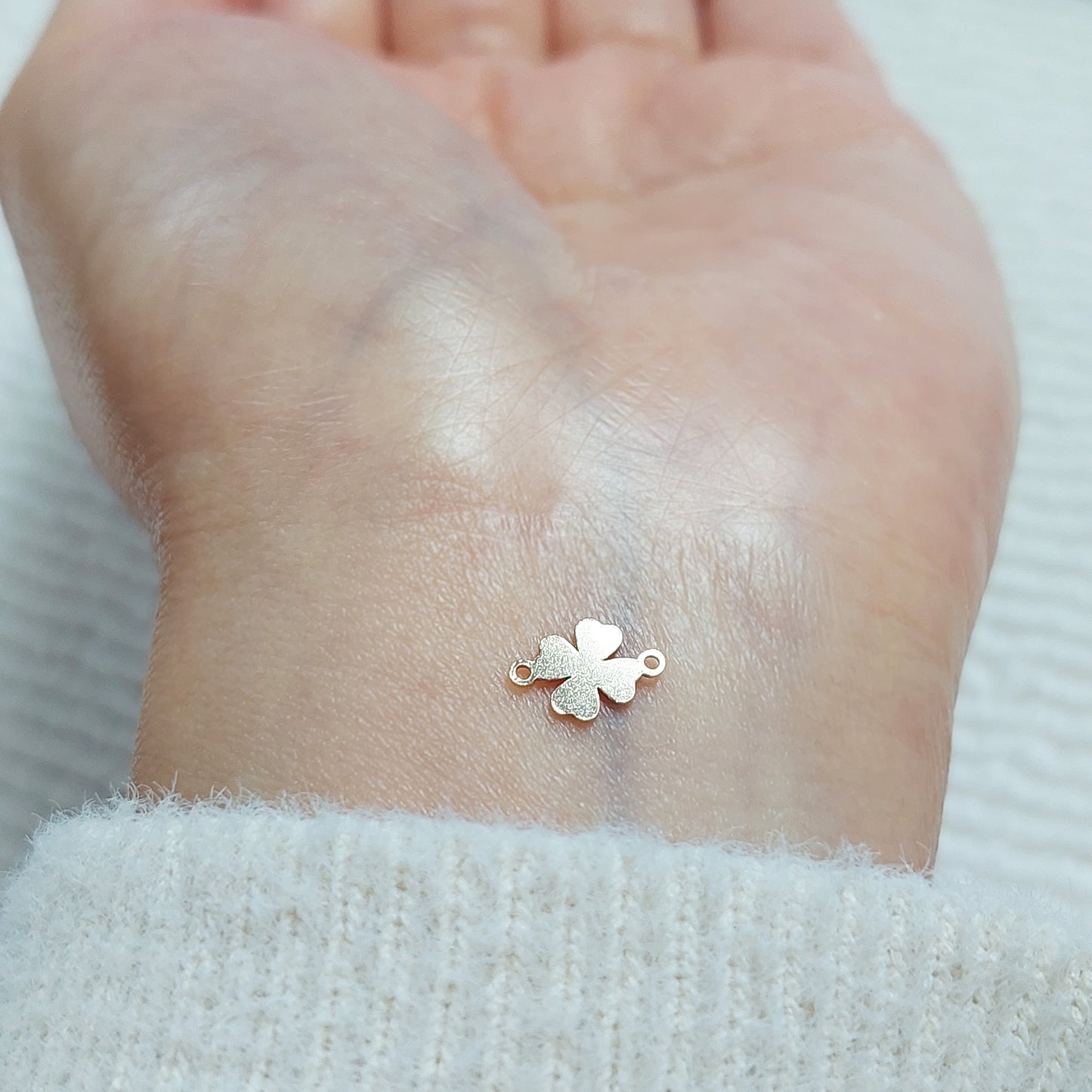 GF96FL "Four-leaf clover" Connector 24ga 9.2 x 6.3mm