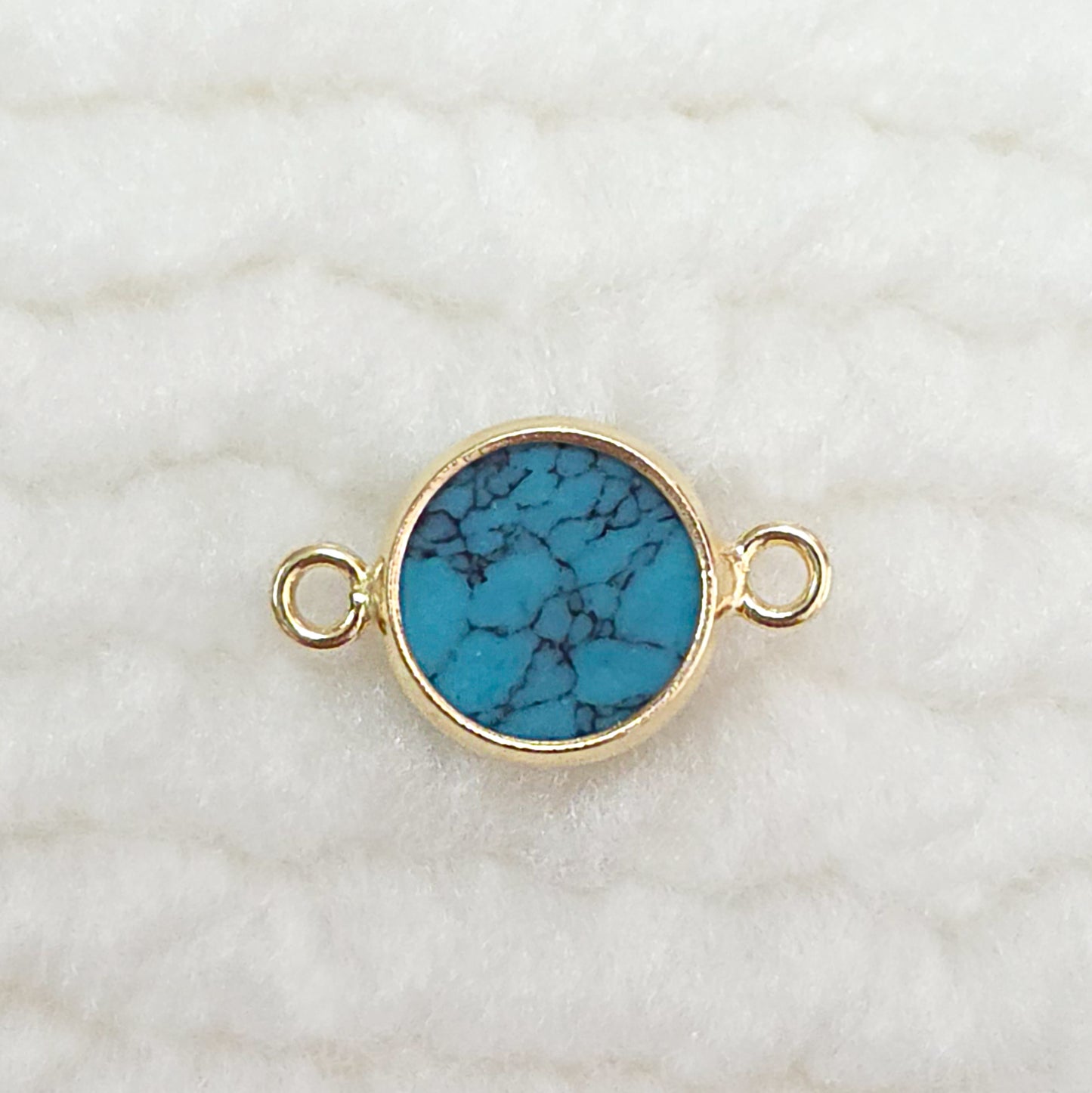 GF6BZ15R2BT • 6mm Synthetic Blue Turquoise Round Bezel Connector With 2mm Closed Rings