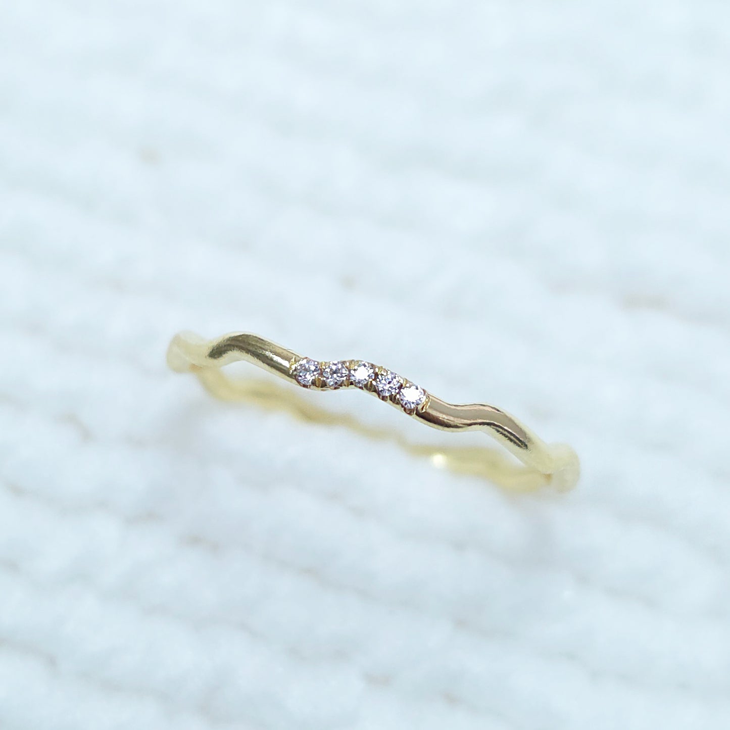 5 CZs 1.27mm Wire Ripple Stacking Ring, Squiggle Ring, Wave Ring 16ga Size 5-9 • GFR1265WCZ-GFR1269WCZ