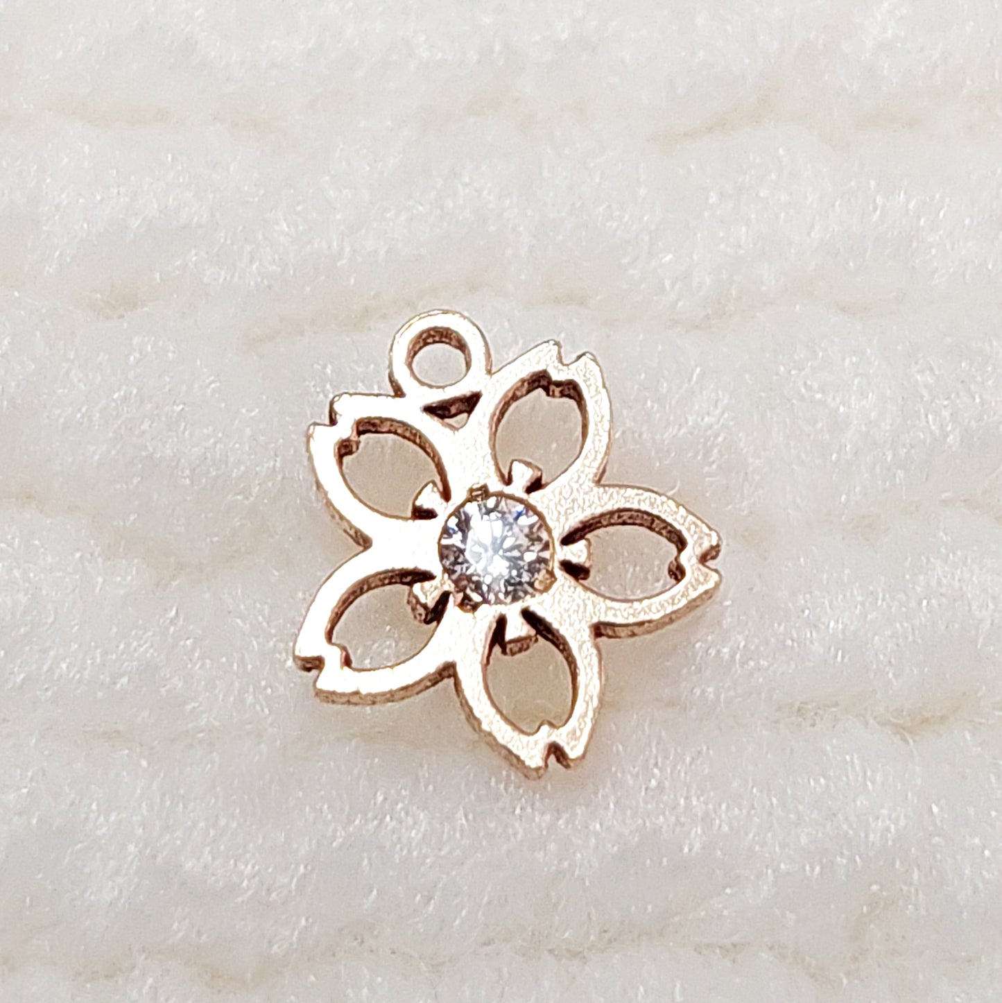 Sakura Charm with CZ 20ga 7.2 x 7.8mm • Flower Cherry Blossom • Gold Filled(14KGF) Jewelry Findings Wholesale • SK77CZ / 9SK77CZ
