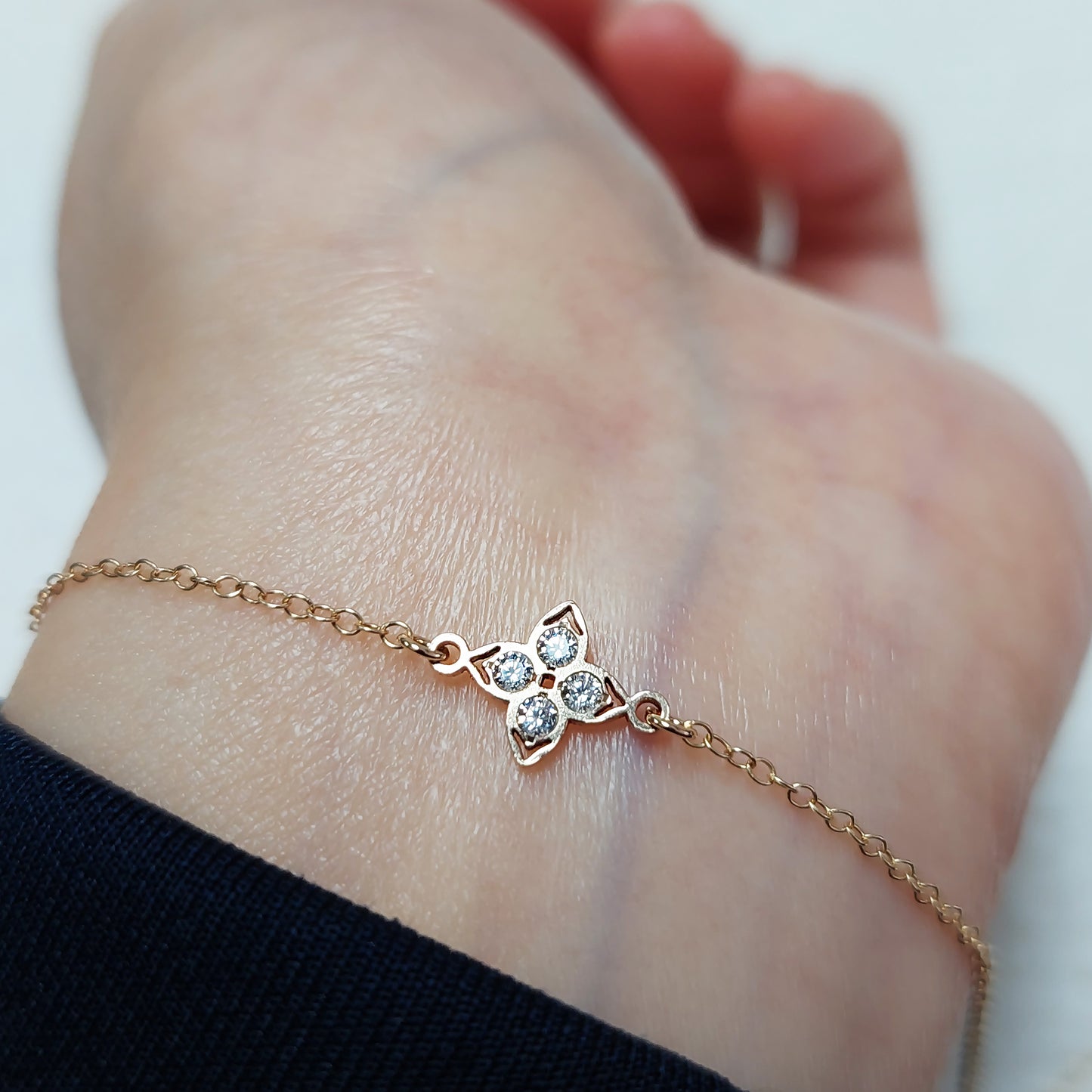 Four Leaf Clover Connector With 4 CZs 20ga 10.5x7.4mm •Minimalist Charm •Gold Filled (14KGF) Jewelry Findings Wholesale •FL9CZR2/9FL9CZR2