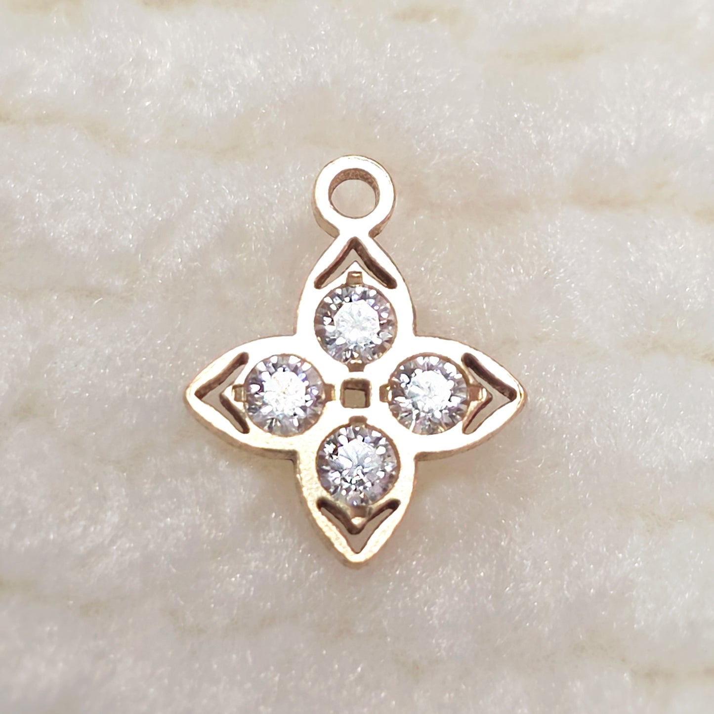 Four Leaf Clover Charm With 4 CZs 20ga 7.4x9mm • Minimalist Charm • Gold Filled (14KGF) Jewelry Findings Wholesale • FL9CZR1/9FL9CZR1