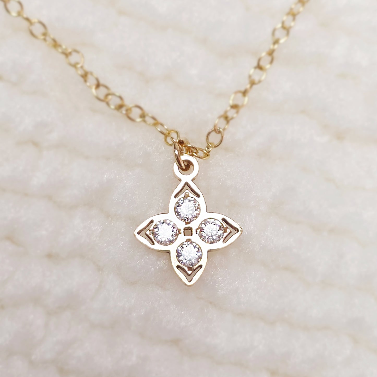 Four Leaf Clover Charm With 4 CZs 20ga 7.4x9mm • Minimalist Charm • Gold Filled (14KGF) Jewelry Findings Wholesale • FL9CZR1/9FL9CZR1