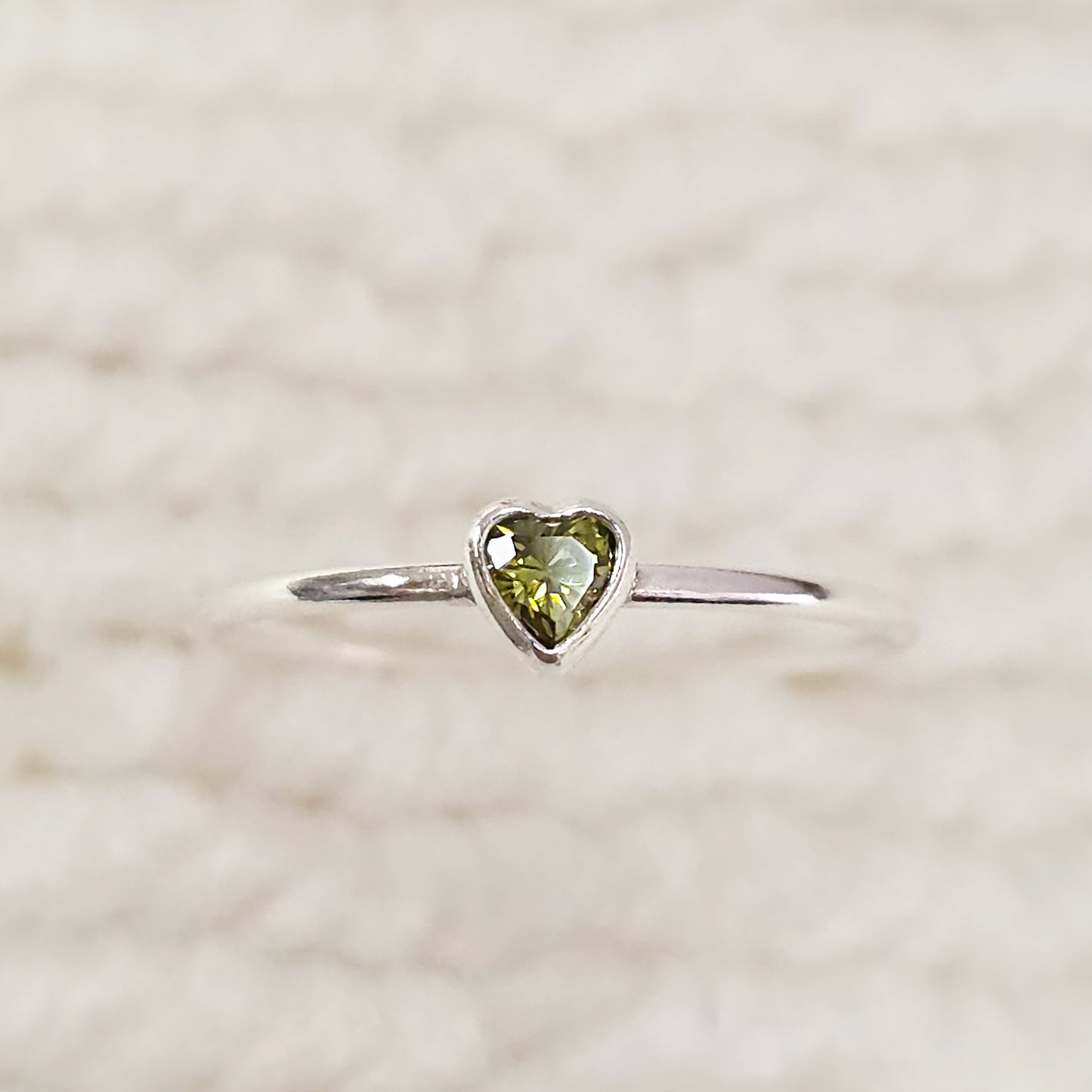3mm Heart Bezel Set Stacking Ring with Peridot CZ • BIRTH STONE RING • Gold Filled (14KGF) Jewelry Findings Wholesale •GFR1403HRTCZ(M8)-GFR1103HRTCZ(M8)