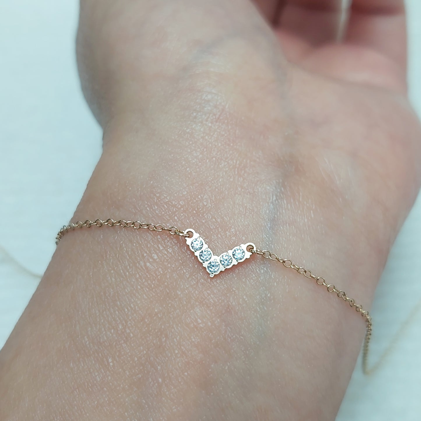 V Shape Connector With 5 CZs 20ga 10.7 x 6.2mm • Minimalist Charm •Gold Filled (14KGF) Jewelry Findings Wholesale • VB11CZ5 / 9VB11CZ5