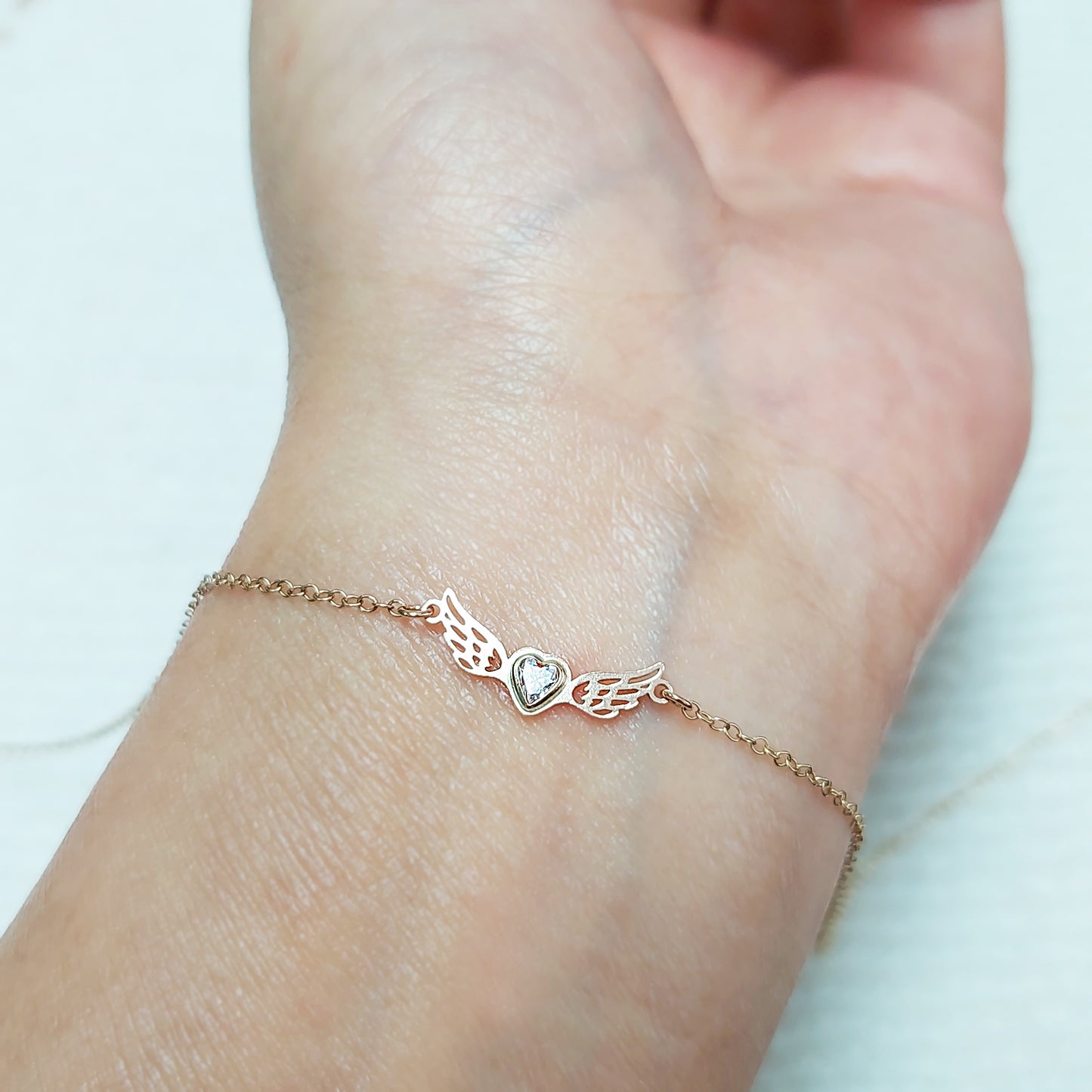 3mm Heart Shape Bezel Connector with Wings 17.6x6.4mm•Birth Stone Bezel• Gold Filled (14KGF) Jewelry Findings Wholesale•GF3HRT-WG2/93HRT-WG2