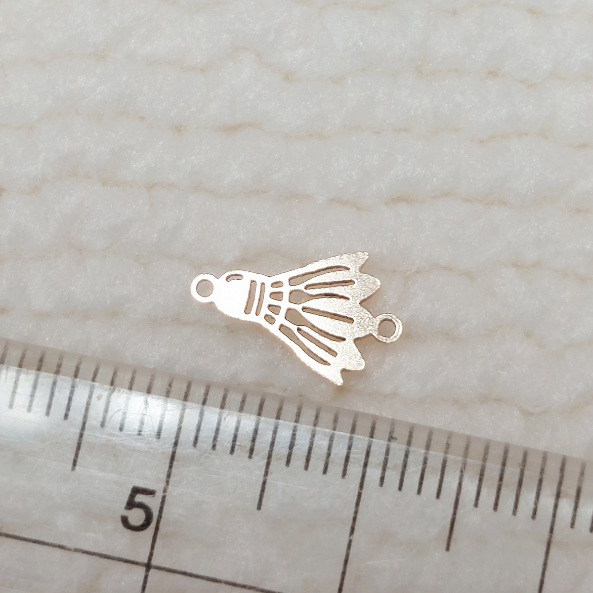 GF1175BD / 91175BD Birdie Connector 24ga 11.6 x 7.5mm • Dainty Charm • Minimalist • Gold Filled (14KGF) Jewelry Findings • Wholesale