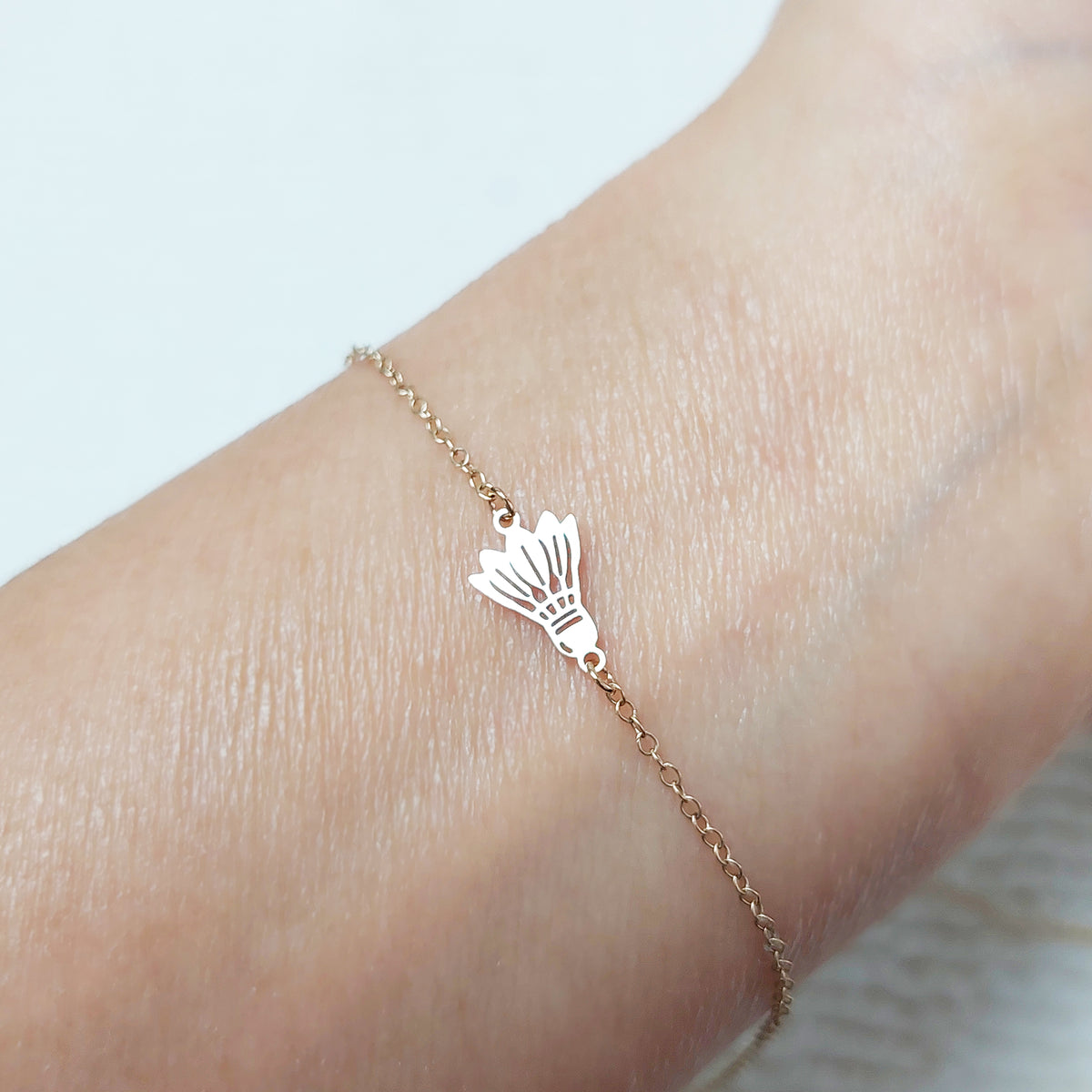 GF1175BD / 91175BD Birdie Connector 24ga 11.6 x 7.5mm • Dainty Charm • Minimalist • Gold Filled (14KGF) Jewelry Findings • Wholesale
